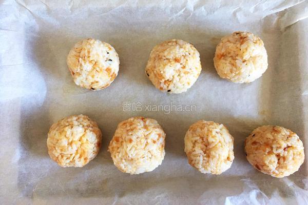 肉松胚芽米爆浆饭团的做法图解7
