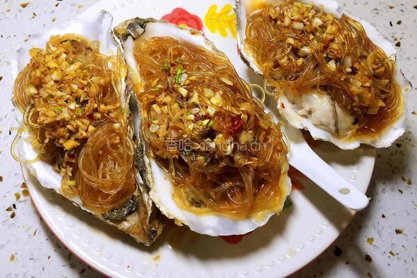 蒜蓉粉丝蒸生蚝的做法图解11