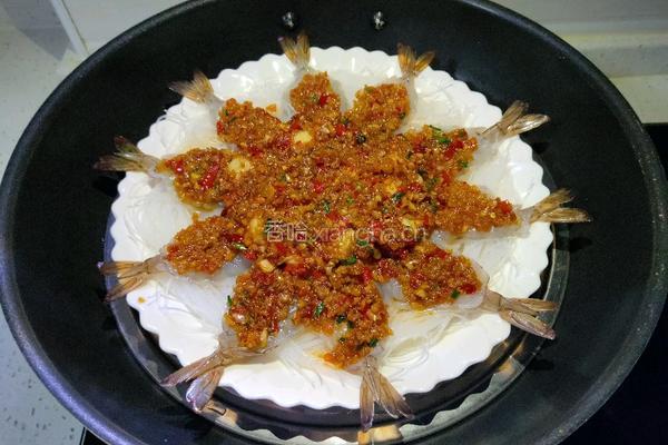 蒜蓉蒸扇贝粉丝虾的做法图解11