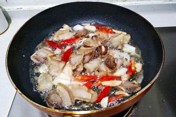 泡椒笋子炒肉片的做法图解9