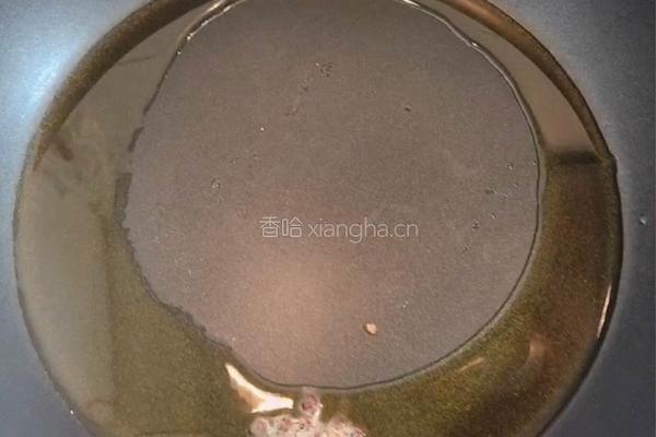 爆炒尖椒肘花肉的做法图解3