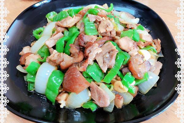 爆炒尖椒肘花肉的做法图解9