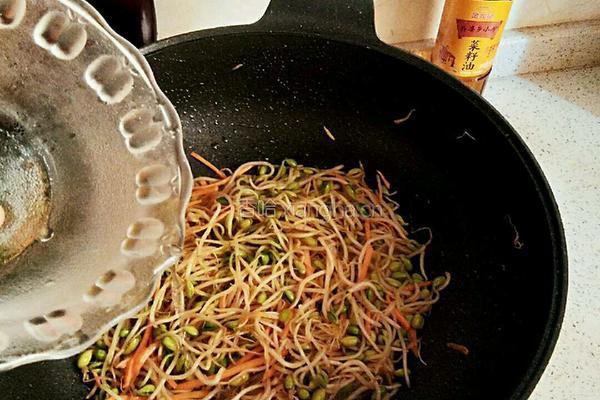 素炒豆芽的做法图解6