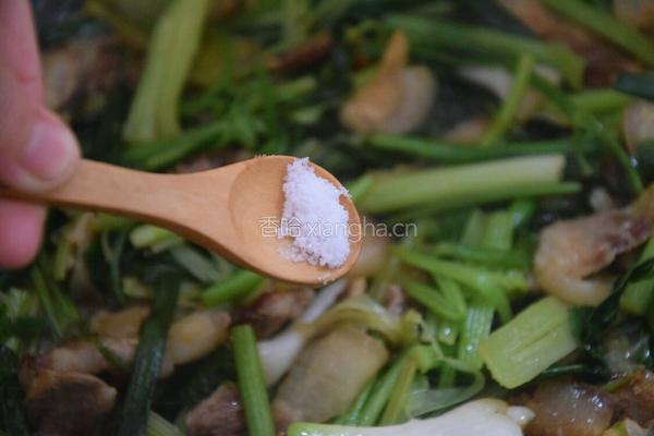 香芹蒜苗炒肉的做法图解5