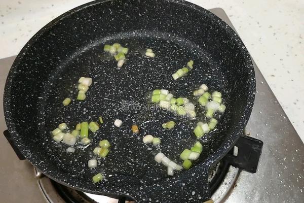 番茄豆腐羹的做法图解5