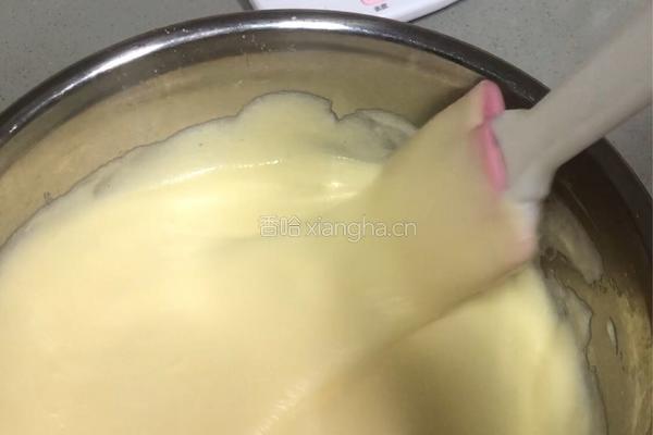 草莓小四蛋糕卷的做法图解8