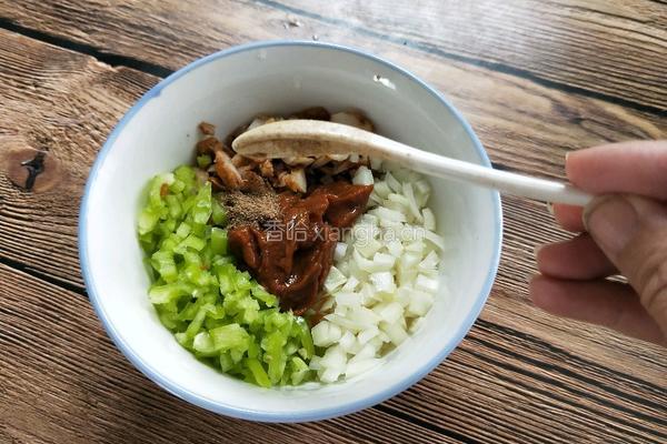 蒸油渣鸡蛋辣椒酱的做法图解7