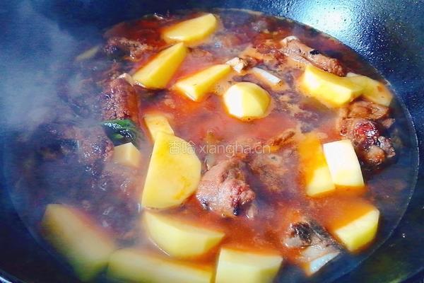 排骨炖土豆的做法图解12