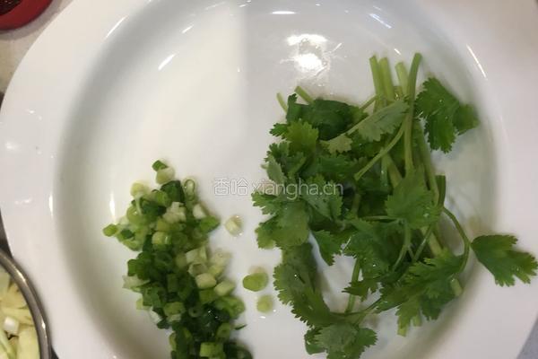 虾仁冬瓜汤的做法图解4