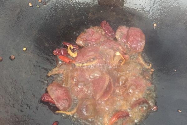 腊肠炒豆芽的做法图解7