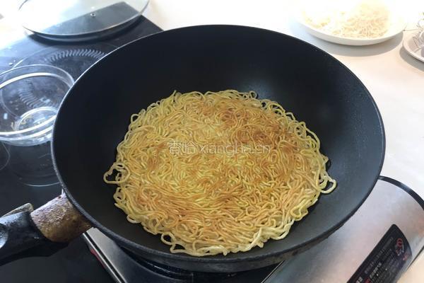 豉汁排骨煎面的做法图解4