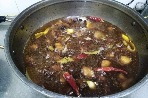 荔浦芋头红烧肉的做法图解6