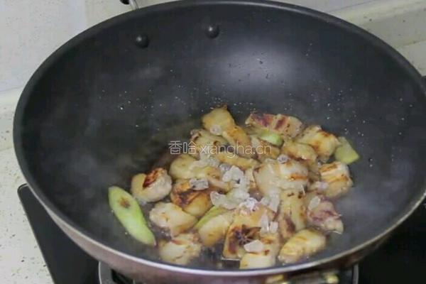 五花肉炖山药的做法图解7