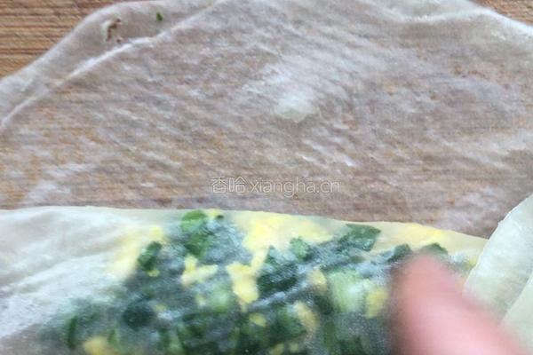 饺子皮鸡蛋卷的做法图解10