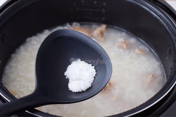 干贝排骨粥的做法图解10