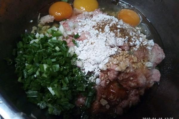 纯手工肉圆子汤的做法图解3