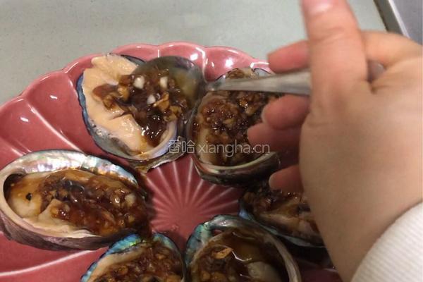 蒜蓉蒸鲍鱼的做法图解7