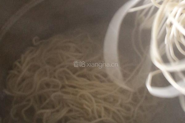 下午茶（牛肉酱拌面）的做法图解2