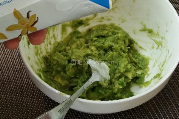 下午茶牛油果三明治的做法图解3