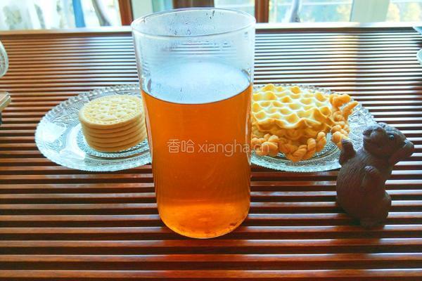 冰糖杏干桂圆茶