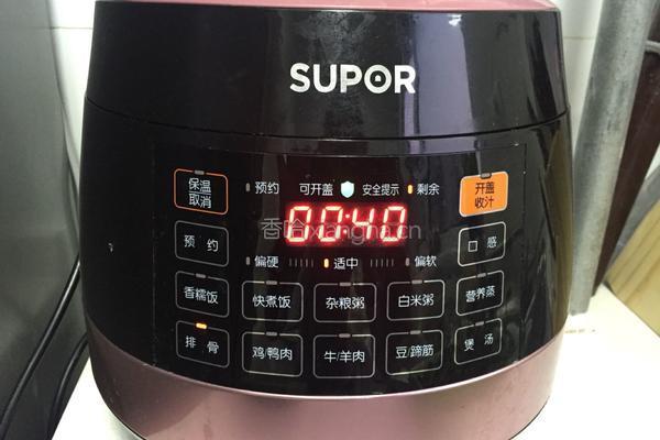 五花肉炖冻豆腐的做法图解14