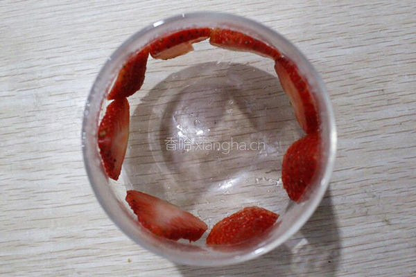 草莓布丁的做法图解10