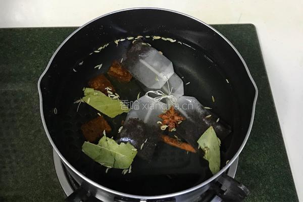 红糖茶叶蛋的做法图解5