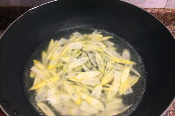 霍香竹笋小炒肉的做法图解4