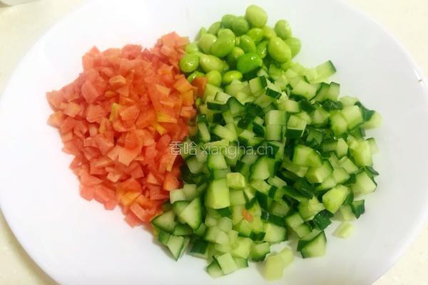 酱油炒饭的做法图解1