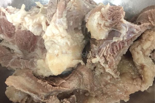 清汤飘香牛腩的做法图解4