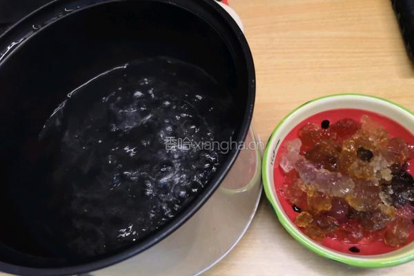 下午茶 桃胶炖奶 的做法图解3