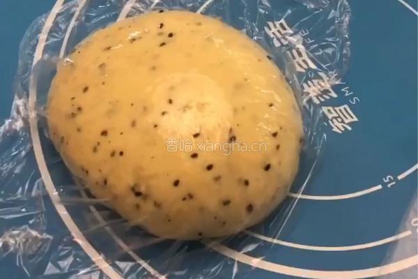 ＃下午茶＃黑芝麻豆沙吐司的做法图解4