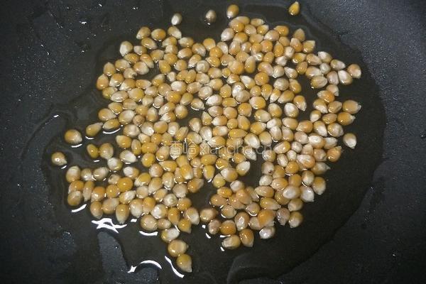 不粘锅版球形爆米花的做法图解1