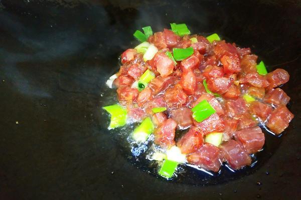 豌豆炒腊肠的做法图解7