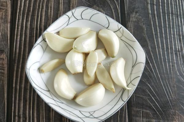 蒜蓉料汁的做法图解2