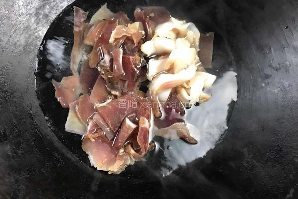 腊肉炒莴笋的做法图解4