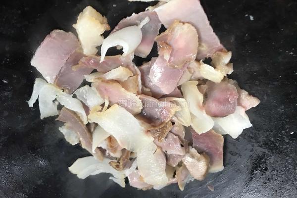 腊肉炒莴笋的做法图解6