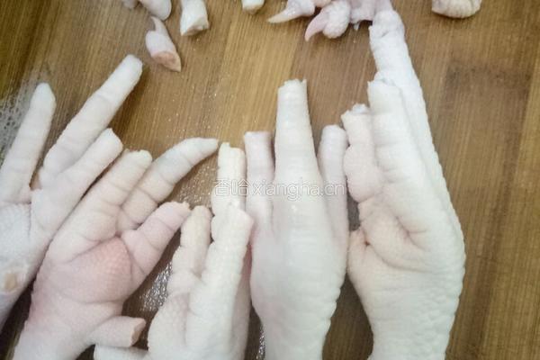 网红柠檬鸡脚的做法图解2