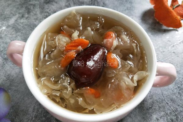 红枣银耳羹