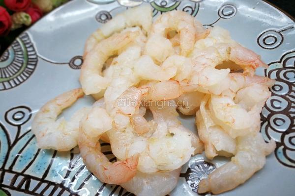 黄金虾饼的做法图解1