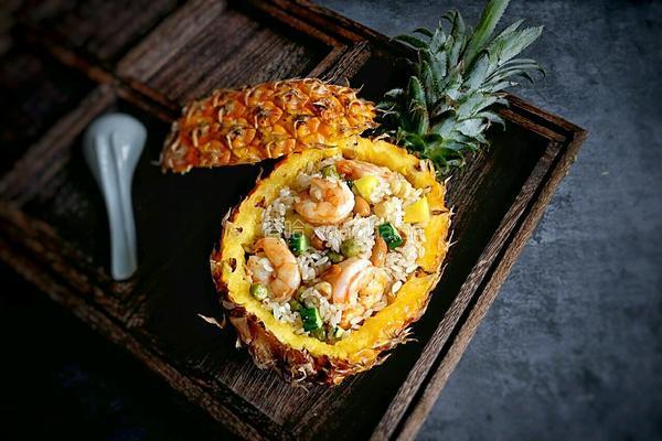 虾仁菠萝炒饭的做法图解13