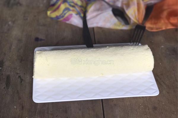 葡萄干奶油蛋糕卷的做法图解18