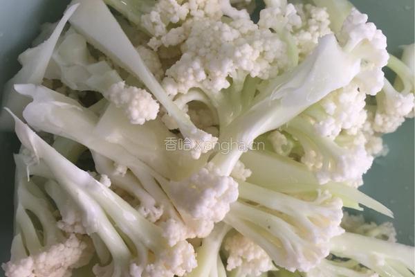腊肉炒花菜的做法图解7