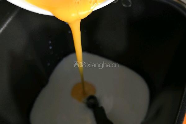炼乳土司面包的做法图解2