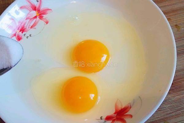菠菜炒鸡蛋黑芝麻的做法图解4