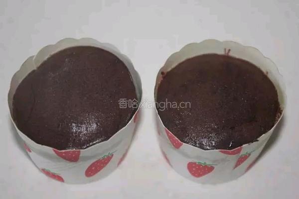 精品熔岩巧克力蛋糕的做法图解7