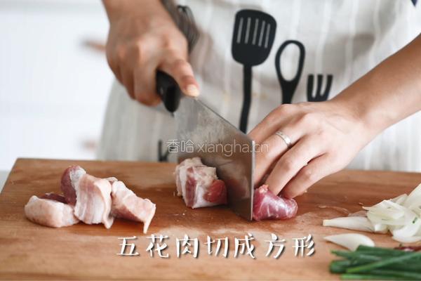 特别红的秘制私房红烧肉的做法图解1