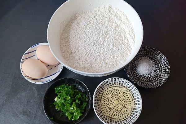 香葱小饼干的做法图解1