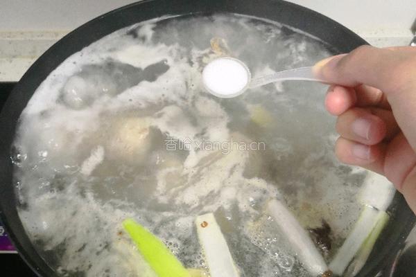 小白菜排骨汤的做法图解4