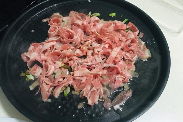 电饼铛黑椒牛肉炒面的做法图解7